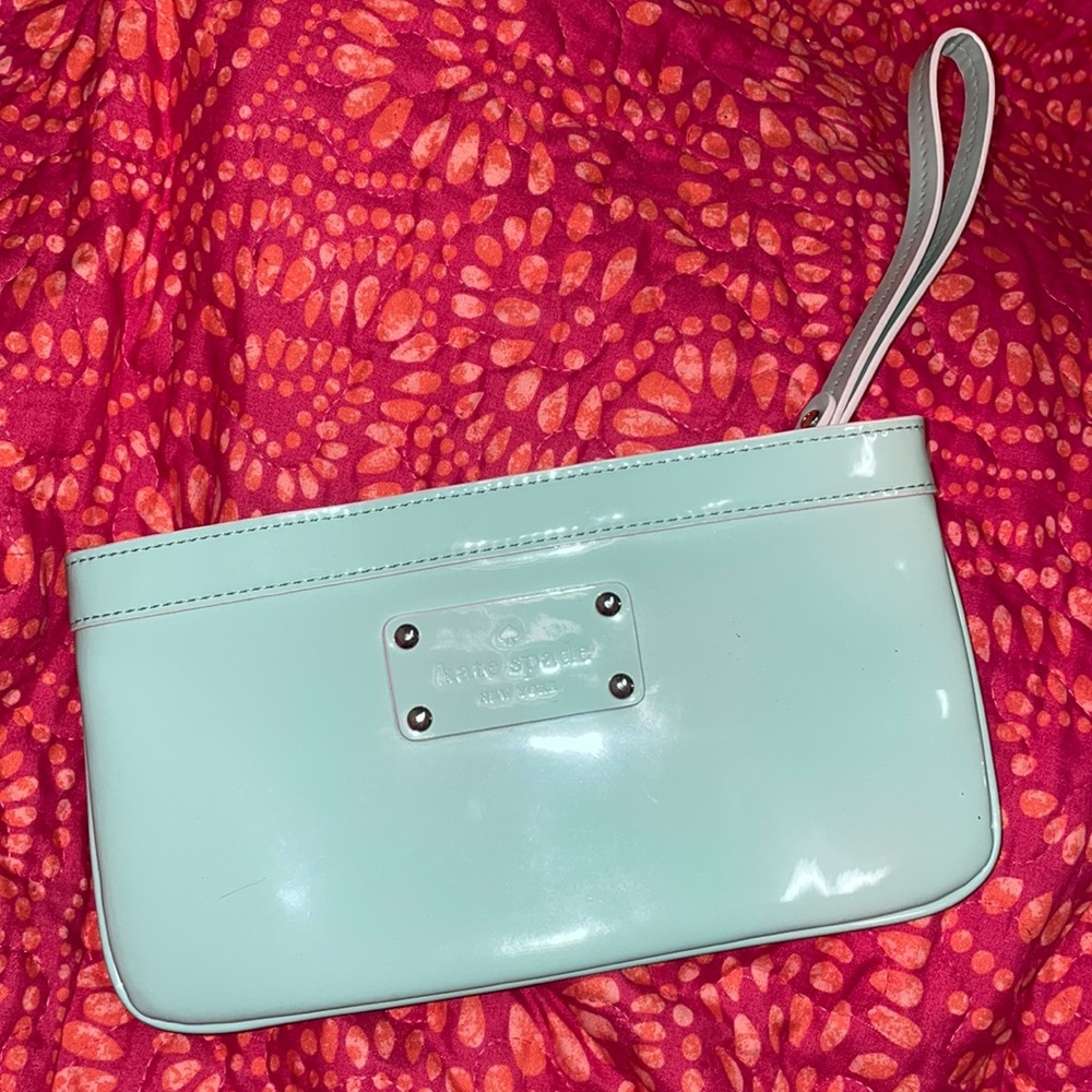 NWOT  Kate Spade Wristlet